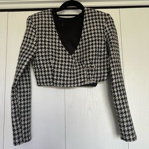 Long sleeve Cropped Shirt